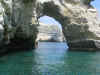 greece milos kleftico.jpg (208112 bytes)